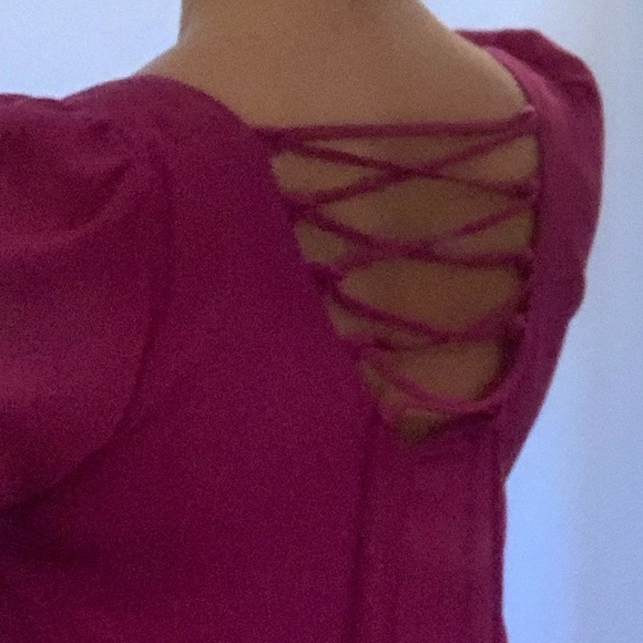 🔥4 for $20🔥 NWT Lace-up back shift dress - Picture 7 of 8